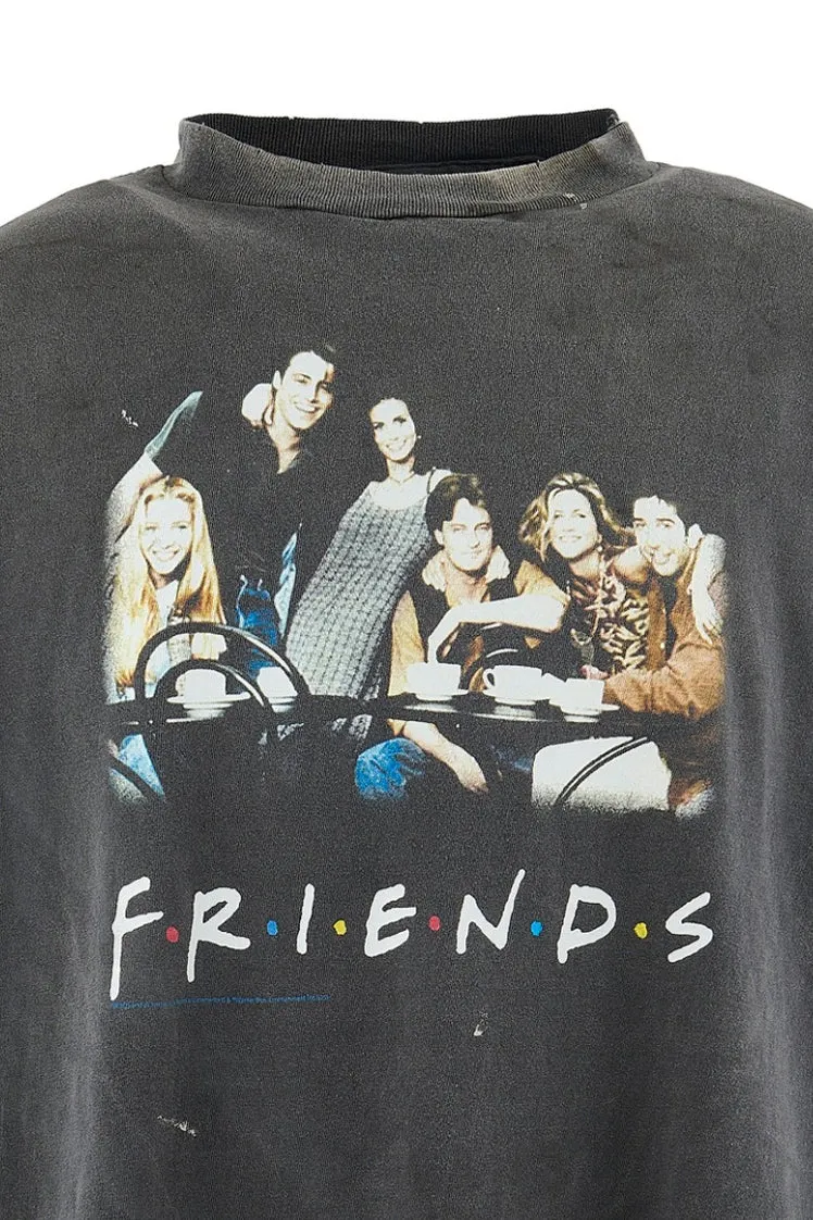 SAINT Mxxxxxx × FRIENDS FRD_SS TEE/FRIENDS/BLK Friends co-branded TEE. Black stills TEE. Washed black S-XL. The ceiling of American dramas. A must-have for sentiment. Asut ready-to-wear wash water and distressed treatment. Domestic top printing factory. God restored. Correct accessories. Friends co-branded wash.